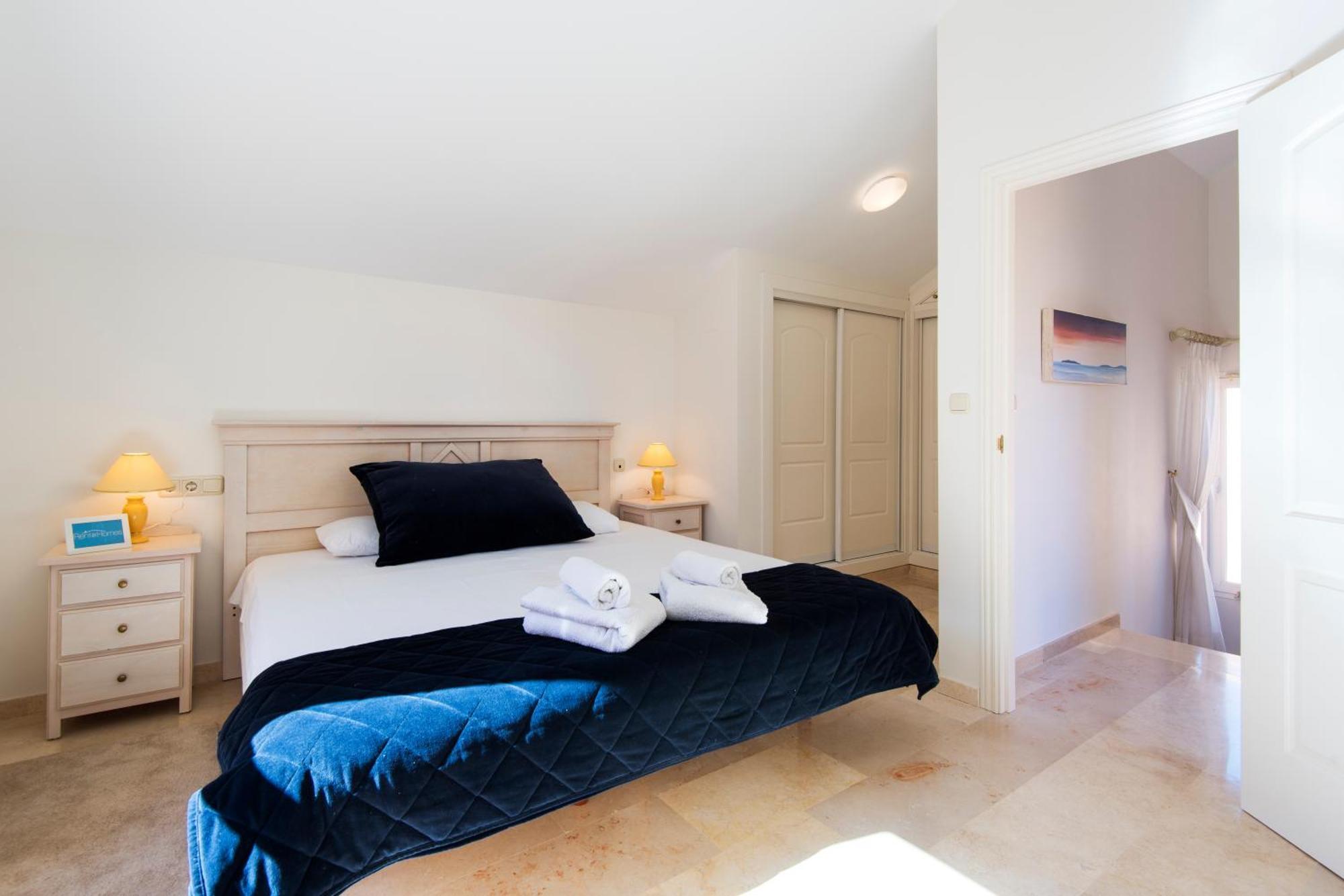 Rentandhomes Penthouse Elviria Golf Marbella Eksteriør bilde