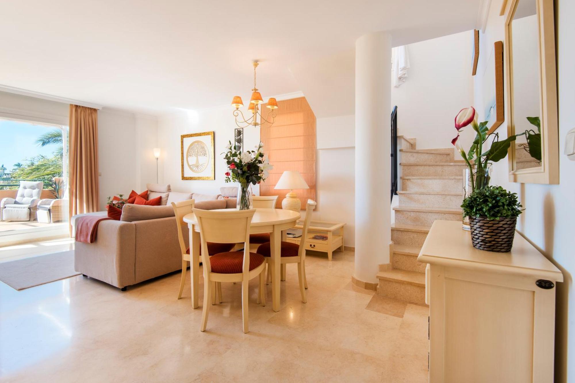 Rentandhomes Penthouse Elviria Golf Marbella Eksteriør bilde
